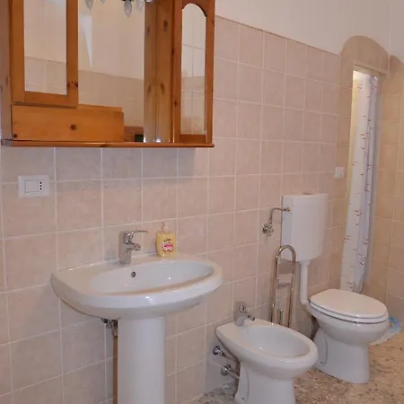 Apartment La Finestra Sul Cortile Da Alberto *